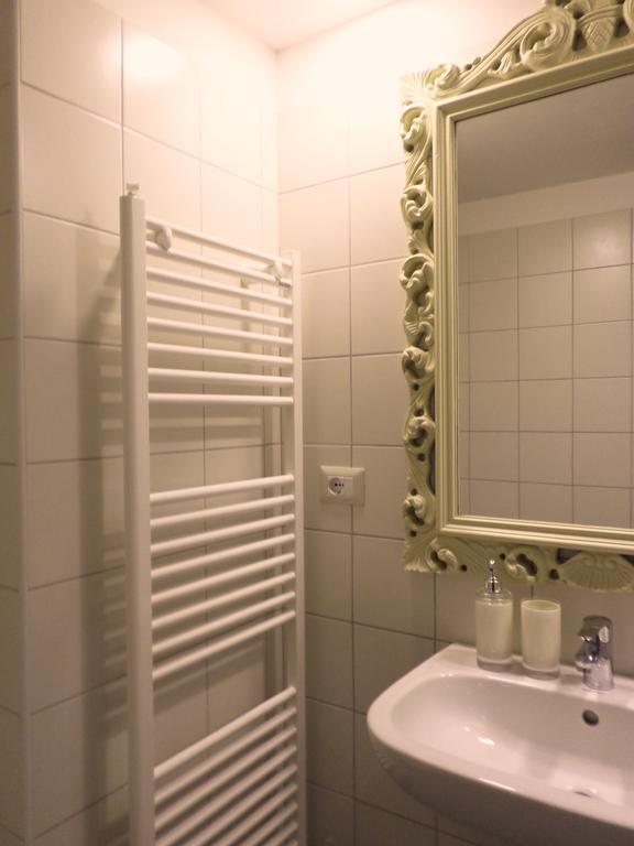 La Contrada B&B Casnate Con Bernate Quarto foto